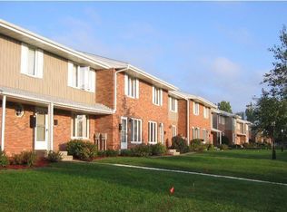1995 Clark St, Maplewood, MN 55117