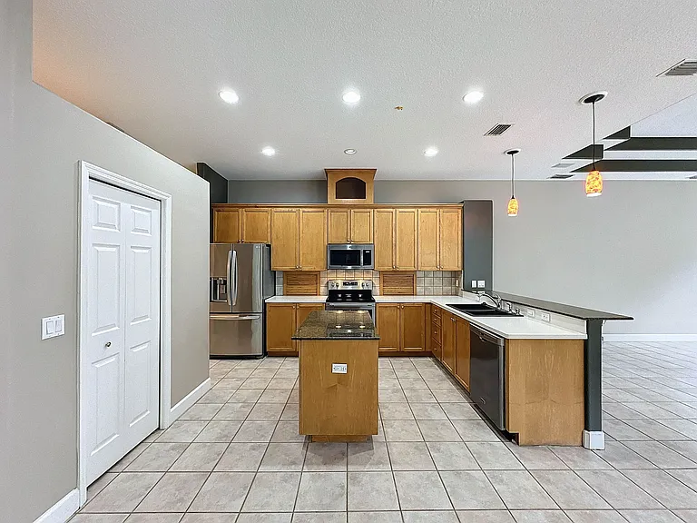 34539 Merion Ct — Photo 9