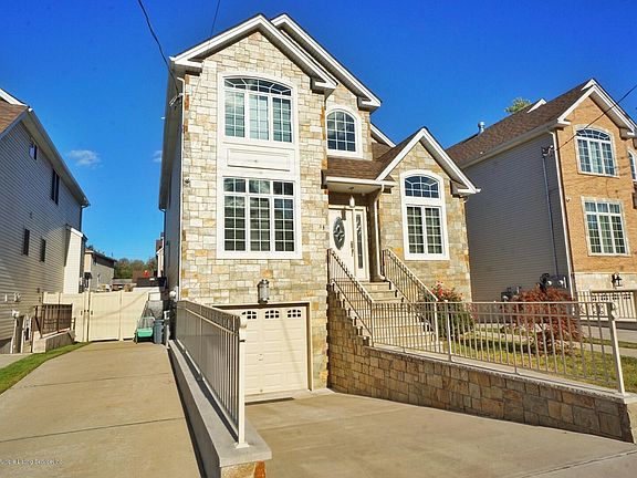 2nd image of 35 Serena Ct