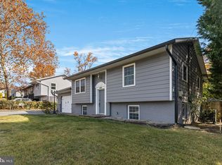 809 Hillside Ave, Edgewater, MD 21037