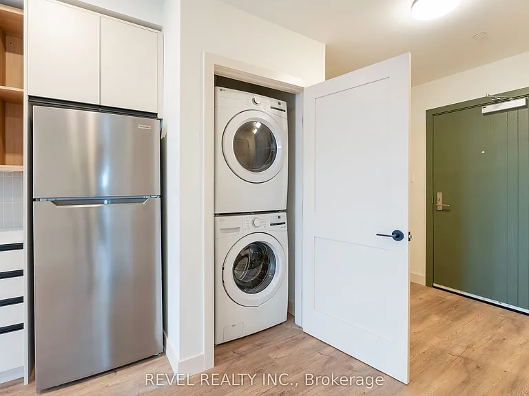 4390 Hillview Dr #301 — Photo 7