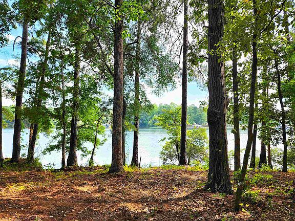 3rd image of 9 Serenity Point