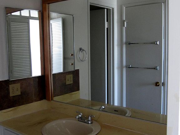 5th image of 6930 Hyde Park Dr Unit 320