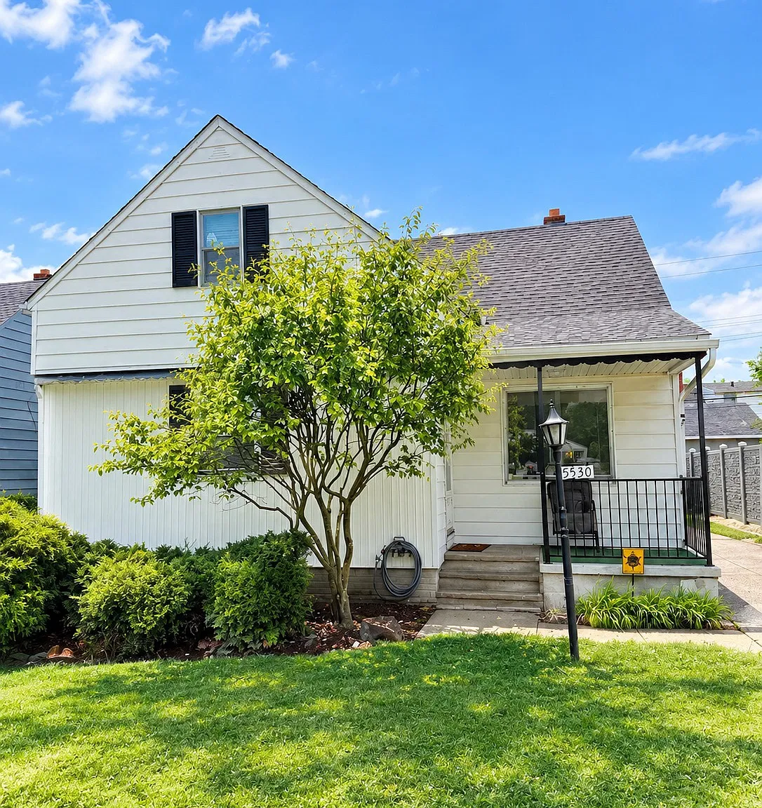 3 bed, 1770 sqft, $2,339 — Photo 1