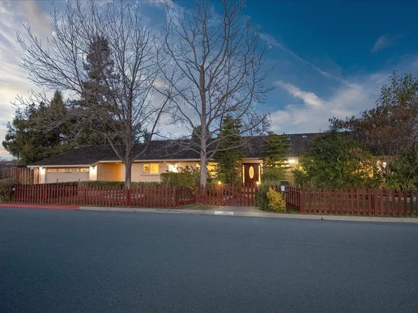 12022 Titus Ave, Saratoga, CA 95070