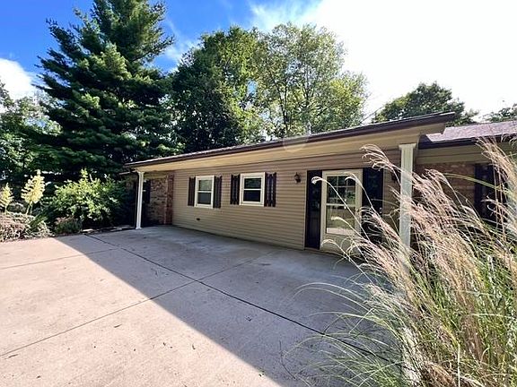2nd image of 2713 Flint Dr