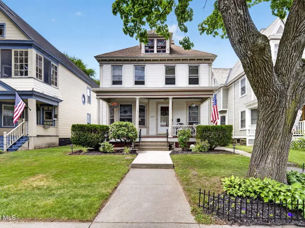 1071 Parkwood Boulevard, Schenectady, NY 12308