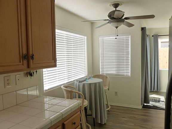 5th image of 3271 San Tomas Dr