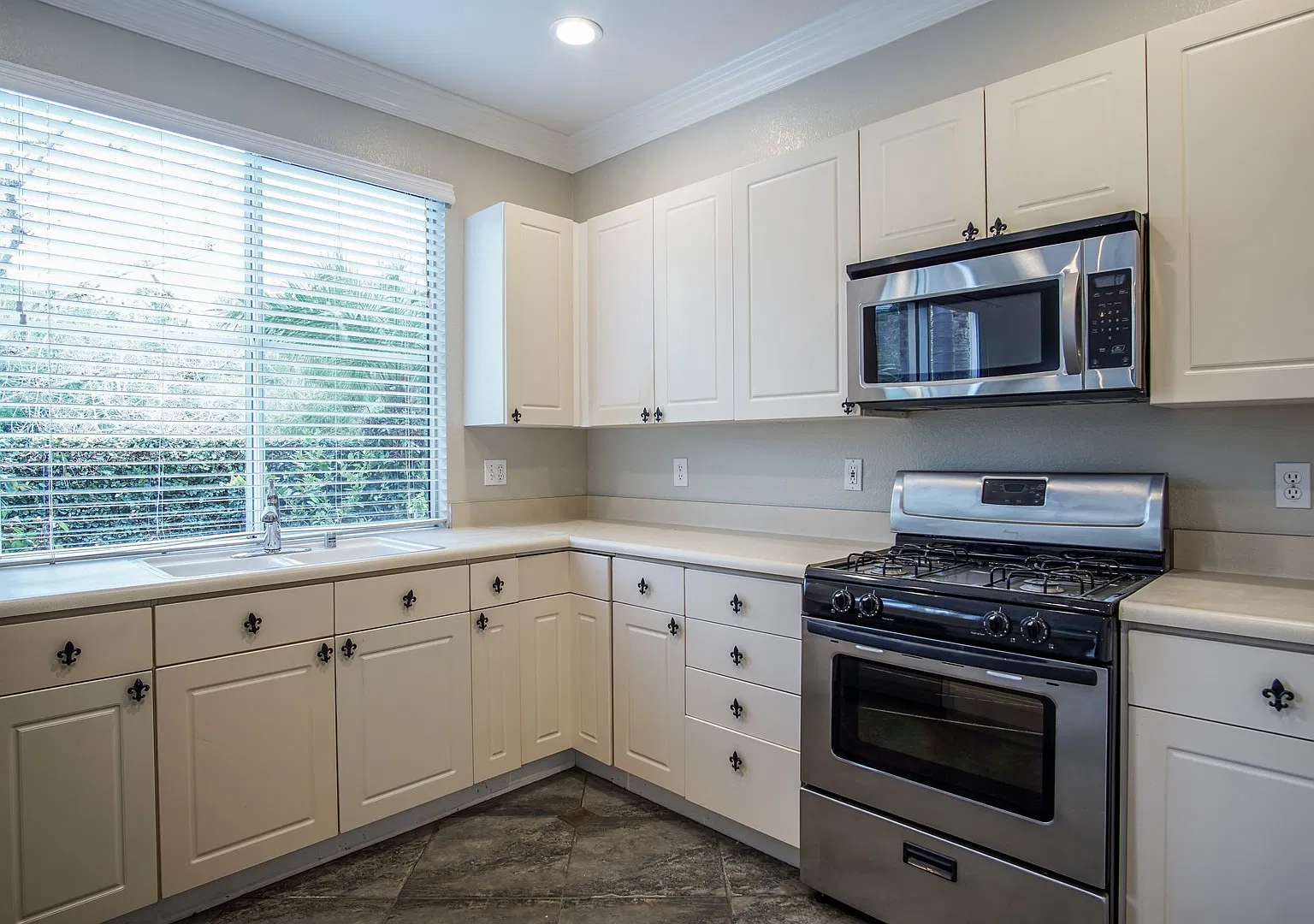 Gorgeous 3 BD Detached House in Carmel Valley! — Photo 1