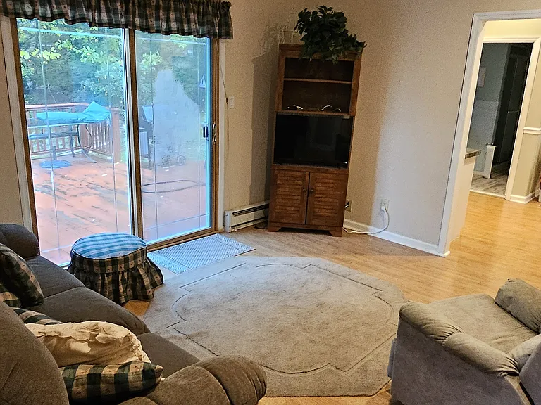 63 Wilson Ave — Photo 13