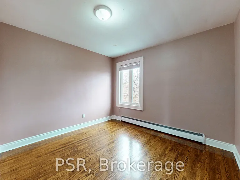 37 Morgan Ave #UPPER — Photo 17