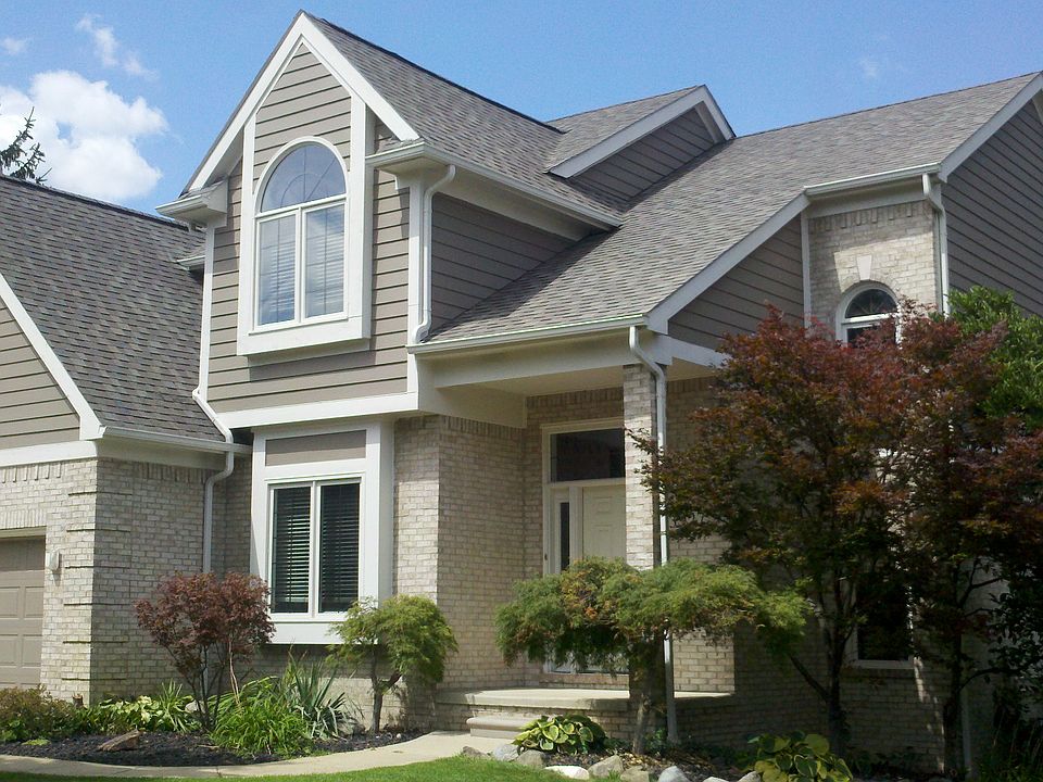1st image of 3927 Lakes Edge Dr