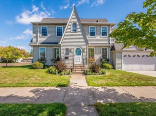 2302 John Ave, Superior, WI 54880