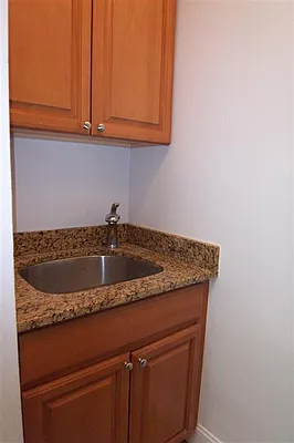 Rented by Susan Finkel, LREB | media 18