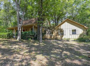 620 Country Estates Rd, Benton, AR 72019
