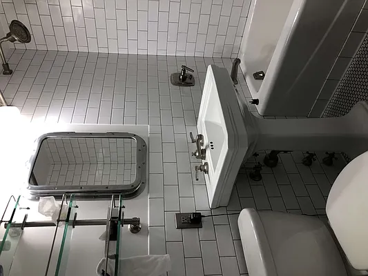 Rented by Mallory Management Corp | media 6