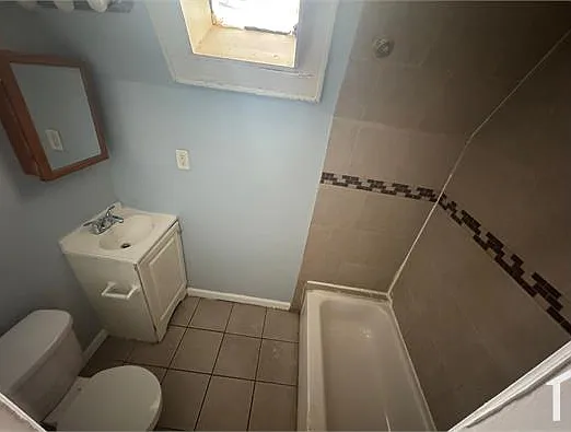 76 Beverly St #3 — Photo 4
