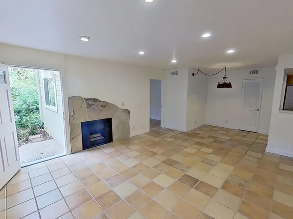 7640 Hollister Ave Unit 135, Goleta, CA 93117