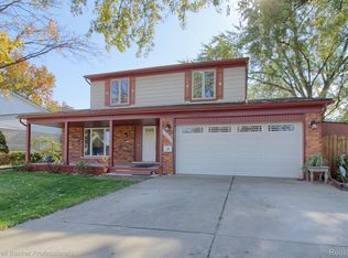 11604 Lynch Ct, Warren, MI 48093