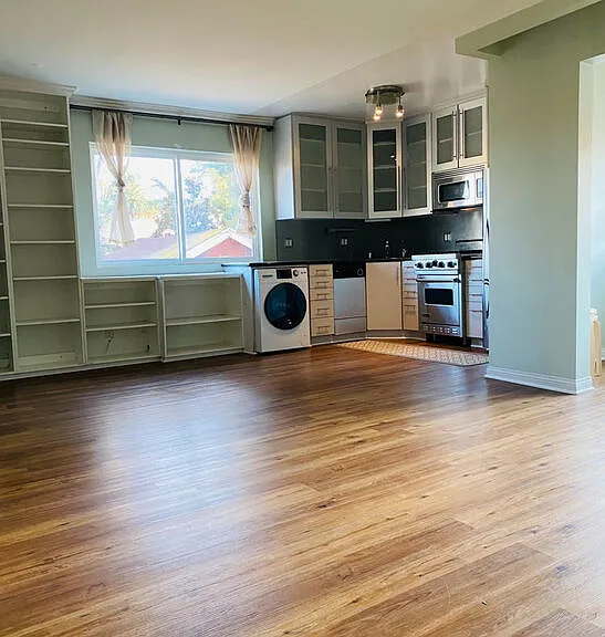 446 San Vicente Blvd #107 — Photo 7