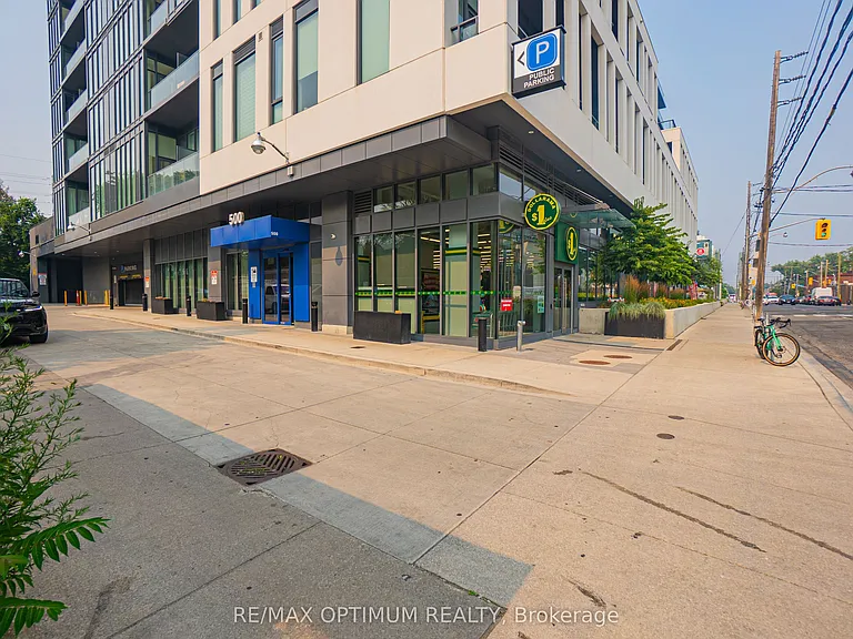 500 Dupont St #512 — Photo 2