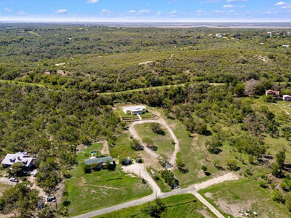 5th image of 18410 County Road 5724