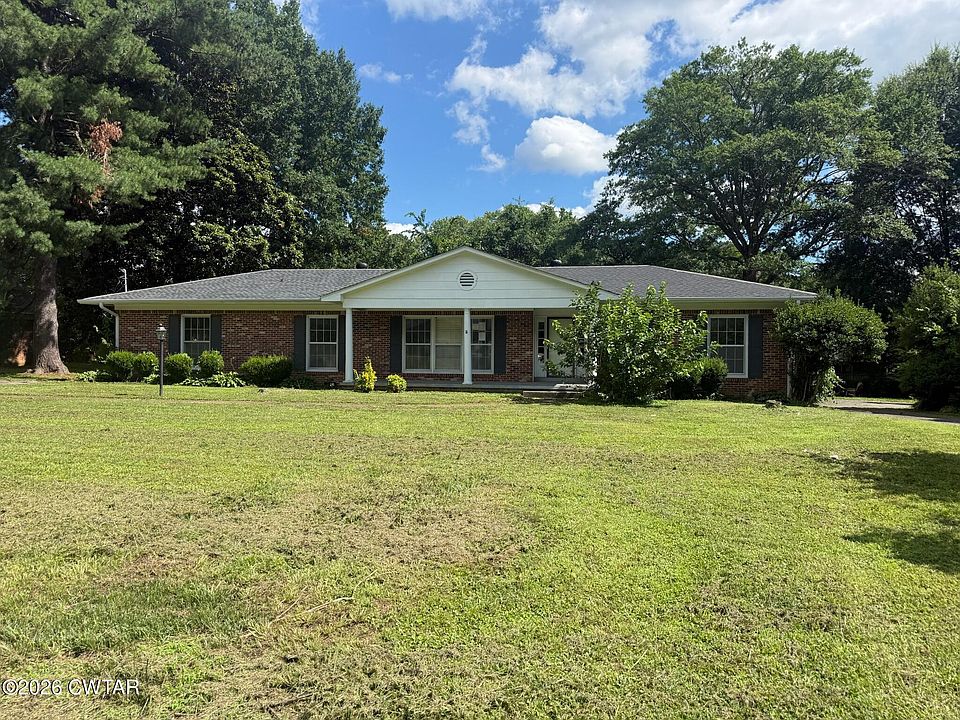 1st image of 20 Greenway Dr