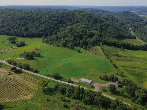 25073 Hall Ln, Richland Center, WI 53581