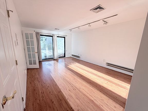 4th image of 49 Musano Ct