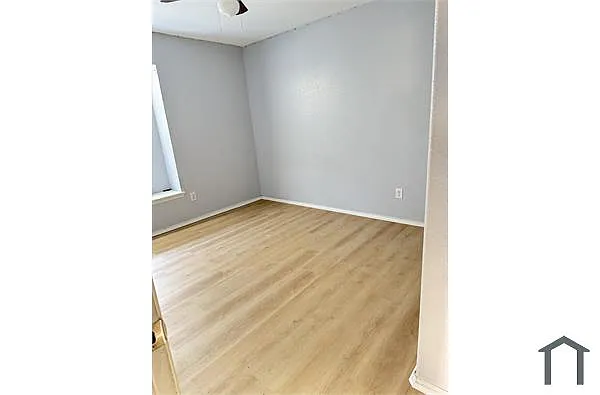 Building Photo - 2681 Redcedar Dr