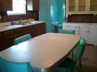 625 SW 1st St, Washington, IN 47501