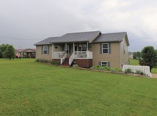 1093 Saint Martin Rd, Vine Grove, KY 40175