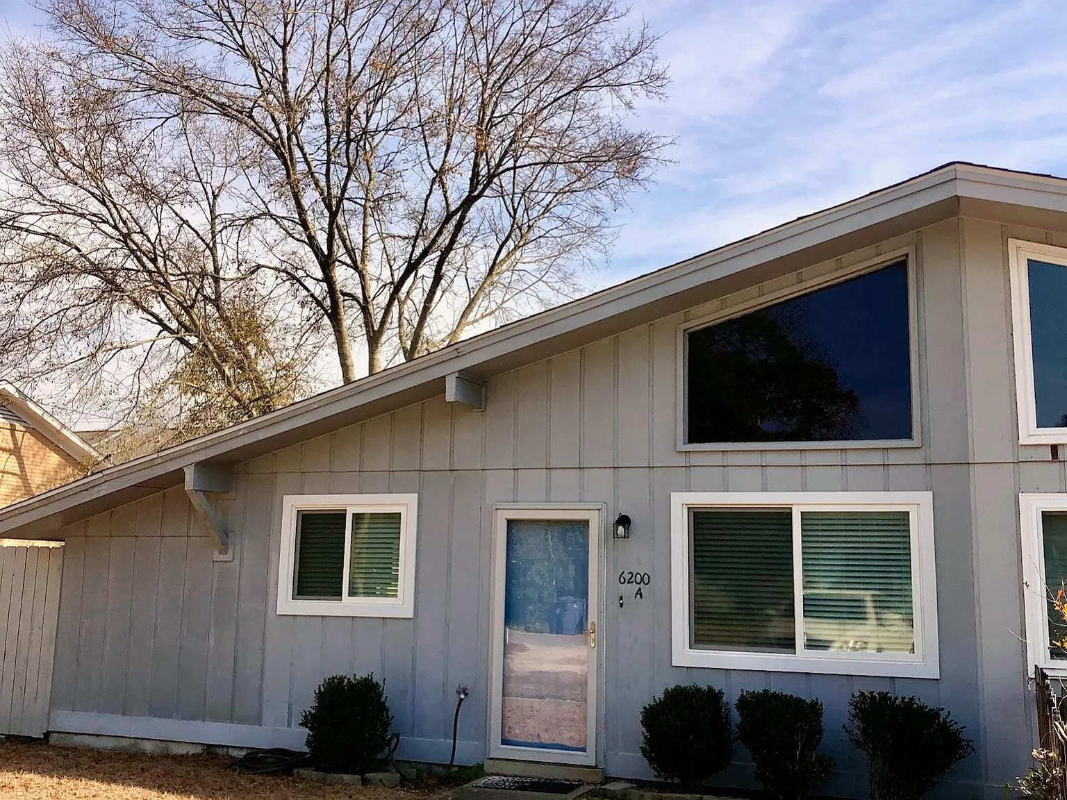 6200 Blynn Dr — Photo 1