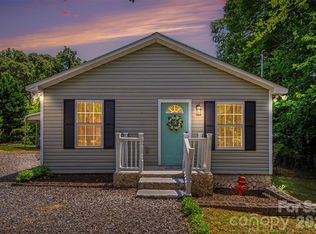 313 Oakland Ave, Belmont, NC 28012