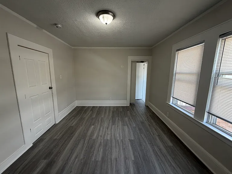 28-30 Kenmore Ave #2L — Photo 3