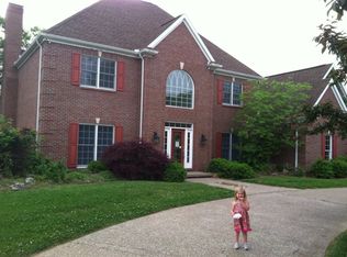 10140 Oglesby Dr, Evansville, IN 47720