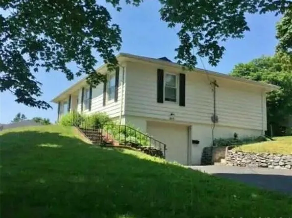 400 Clearview Row, Saint John, NB E2M 3Z1