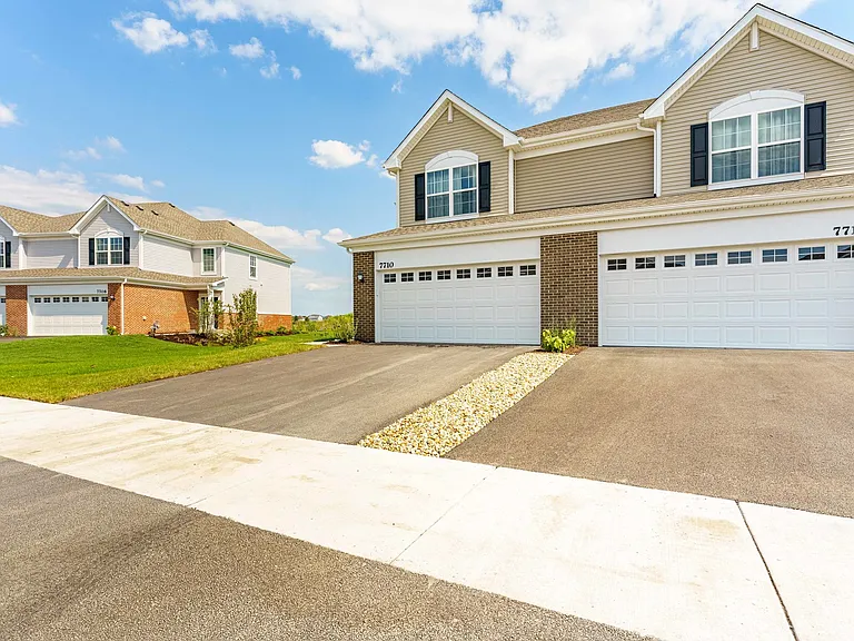 7710 Nightshade Ln #7710 — Photo 1