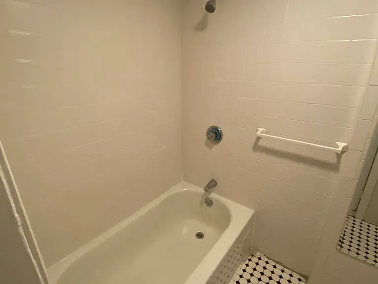 56 Mozart St #3 — Photo 11