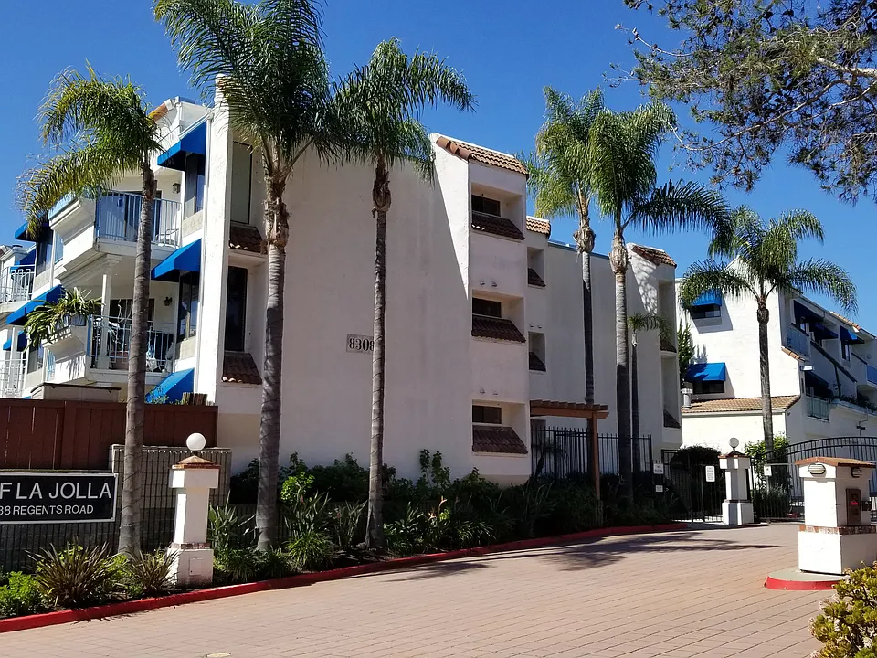 8328 Regents Rd #3J