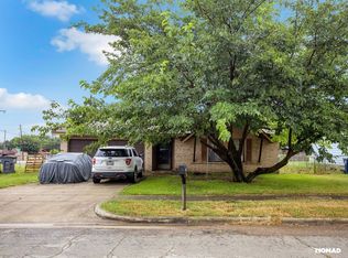 2654 Arlington Ln, Lancaster, TX 75134
