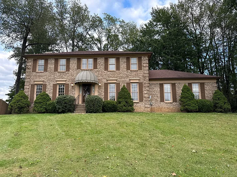 10985 Eagles Cove Dr — Photo 1