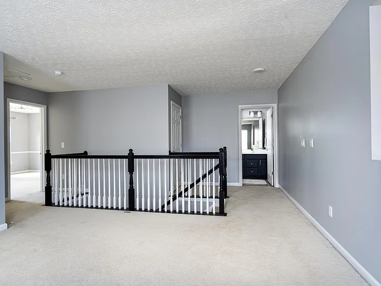 Full bath upstairs