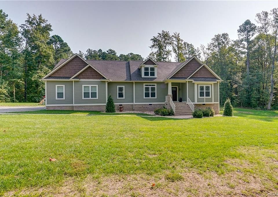 1st image of 2530 Jordan Woods Dr