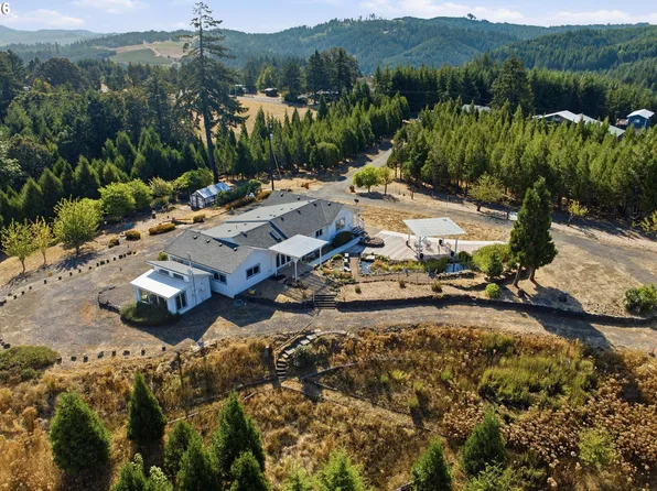 2840 NW Phillips Rd, Gaston, OR 97119