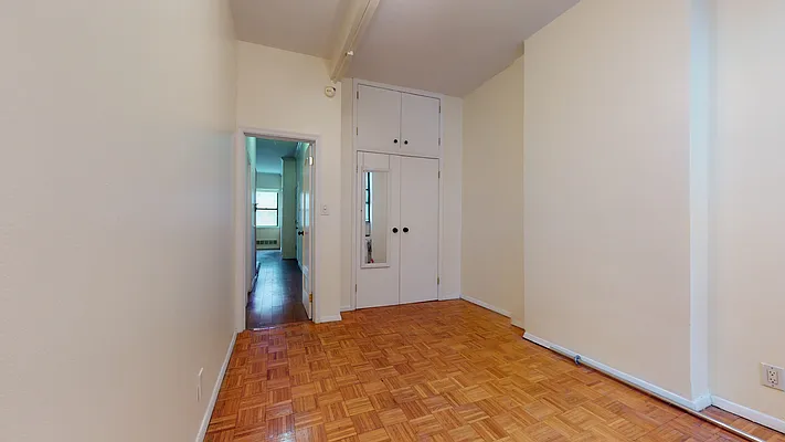 Rented by Bond New York | media 21