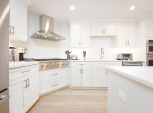 150 Water St #302, Plymouth, MA 02360