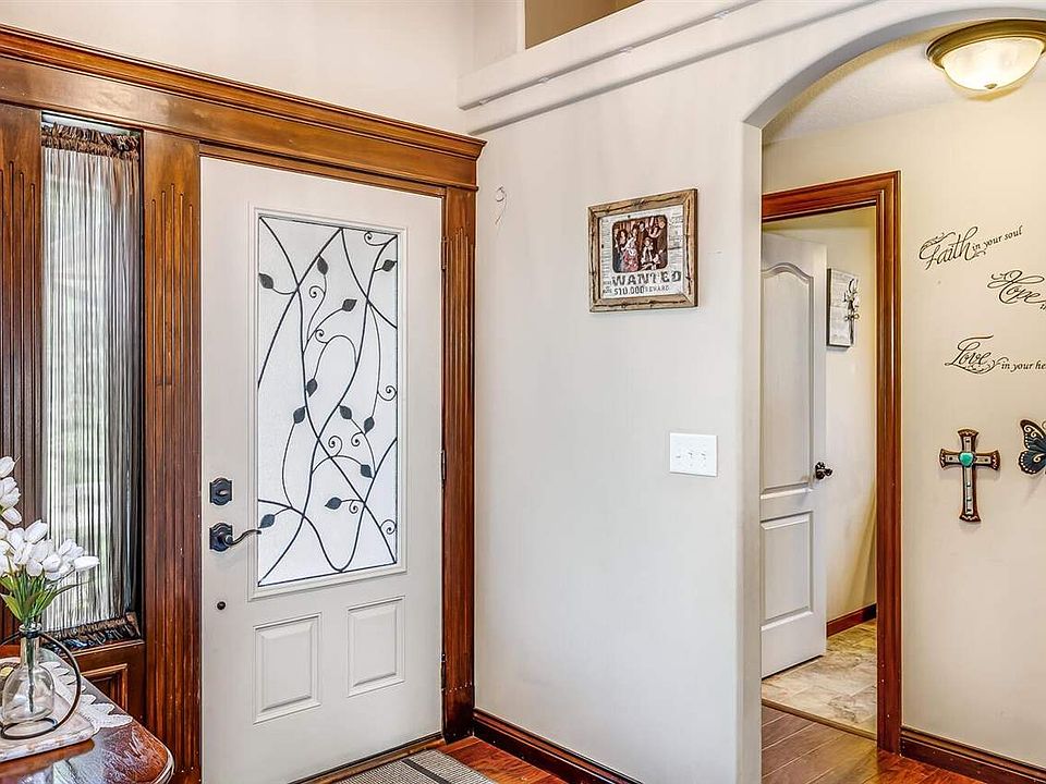 224 S Crocker Ct, Colwich, KS 67030 Zillow