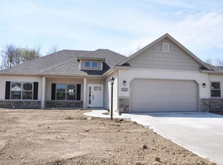 2013 Winesap Way, Kendallville, IN 46755