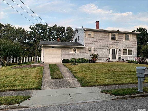 2nd image of 27 Harvey Ln